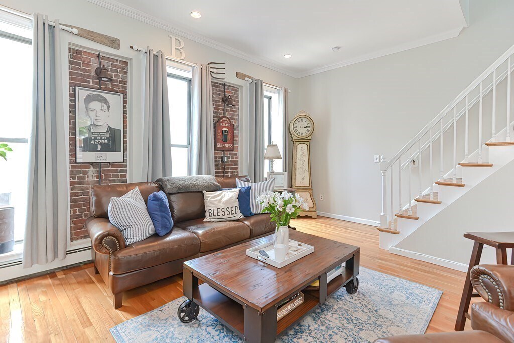 92 Green St in Boston, MA - Building Photo