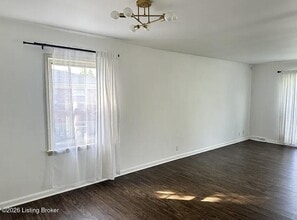 2513 Steeplechase Dr in Jeffersontown, KY - Building Photo - Building Photo