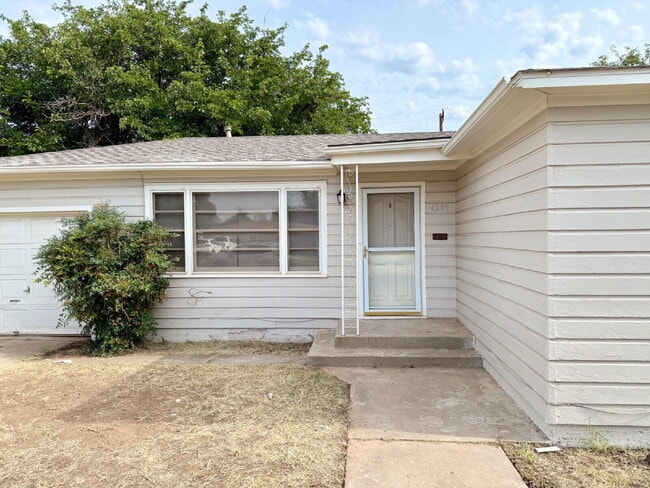 4208 42nd St in Lubbock, TX - Building Photo - Building Photo