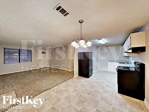 4310 Pilgrim Point Rd in Cumming, GA - Building Photo - Building Photo