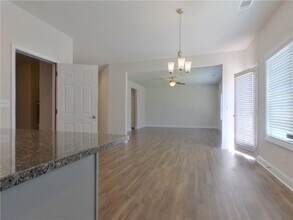 4352 Bella View Dr in Snellville, GA - Building Photo - Building Photo