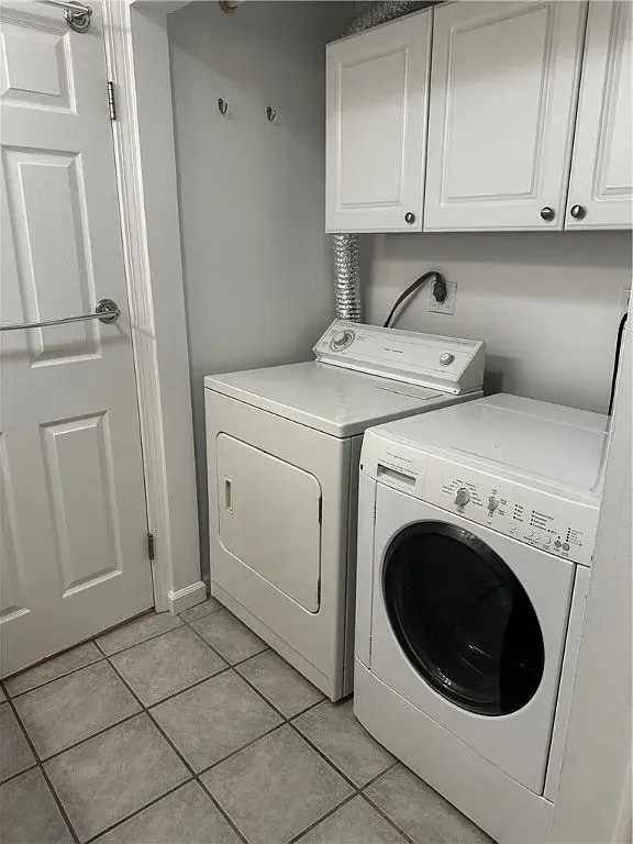 52 Vick Park B, Unit 52 Vick Park B in Rochester, NY - Building Photo - Building Photo