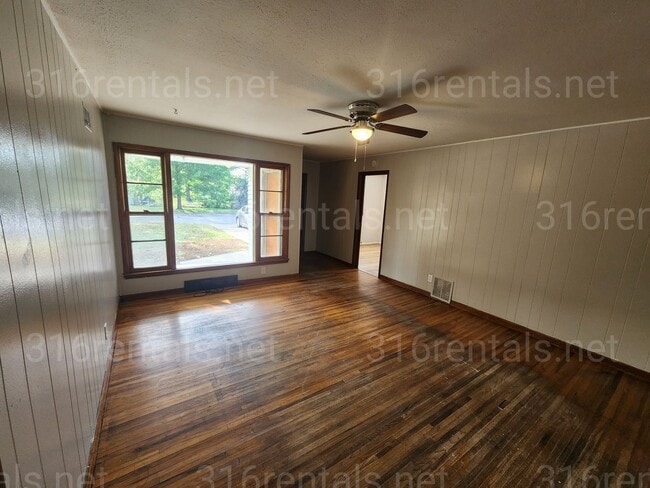 1742 N Pennsylvania Ave in Wichita, KS - Building Photo - Building Photo