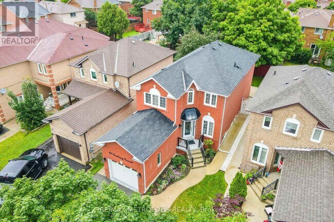 60 Cranberry Crescent in Brampton, ON - Building Photo - Building Photo