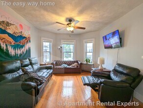 35 Pearson Rd in Somerville, MA - Building Photo - Building Photo