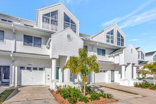 14767 Seminole Trail in Seminole, FL - Building Photo