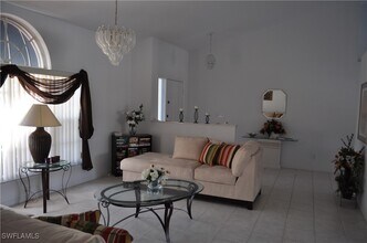 431 Dundee Ct in Naples, FL - Building Photo - Building Photo