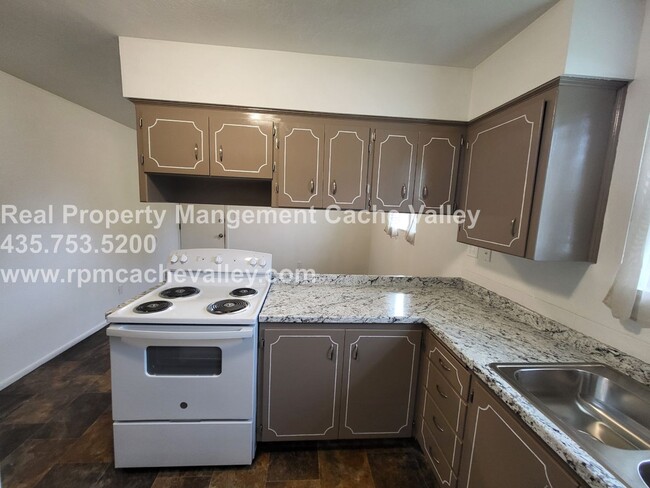 2662 N 370 E in North Logan, UT - Building Photo - Building Photo