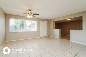 19 Kingsman Cir in Ft. Myers, FL - Building Photo - Building Photo