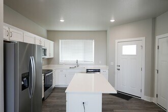 620 Kingfisher Dr in Norwalk, IA - Building Photo - Building Photo