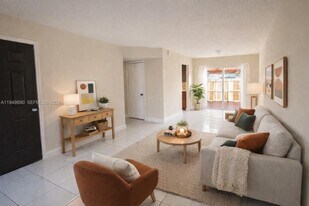 5461 W 24th Ave in Hialeah, FL - Building Photo