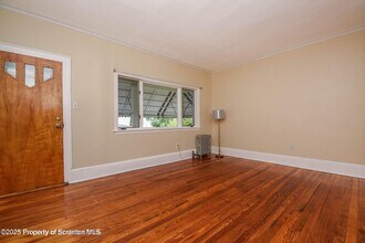 1225 S Irving Ave in Scranton, PA - Building Photo - Building Photo