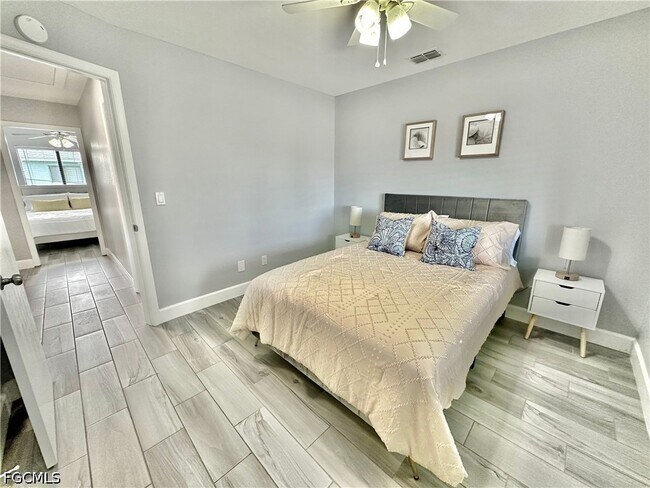 property at 4903 Vincennes St