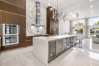 3506 NW Clubside Cir in Boca Raton, FL - Building Photo - Building Photo