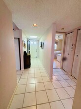 4735 Lucerne Lakes Blvd W in Greenacres, FL - Building Photo - Building Photo