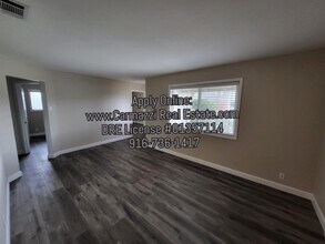 1319 Palomar Cir in Sacramento, CA - Building Photo - Building Photo