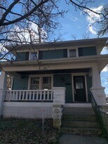 726 E University St in Bloomington, IN - Building Photo