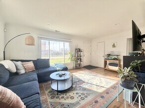 27 S Manitou Ave in Clawson, MI - Building Photo - Building Photo