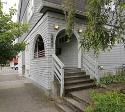 1831-1839 SE 7th Ave in Portland, OR - Building Photo - Building Photo