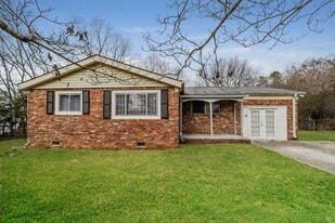 6237 Continental Cir in Morrow, GA - Building Photo