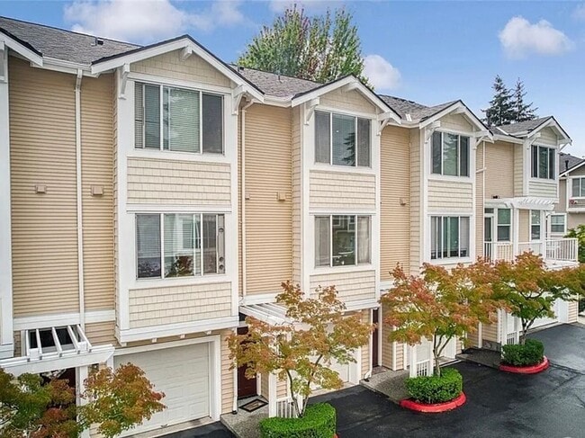 Bothell Townhouse in Bothell, WA - Foto de edificio - Building Photo
