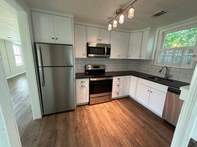 3027 Kline St in Columbia, SC - Building Photo - Building Photo