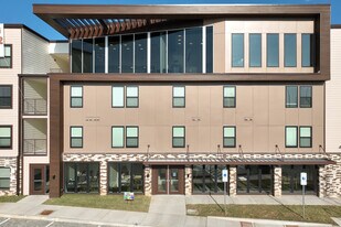 Clifton Riverside Apartments in Fort Worth, TX - Building Photo