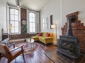 66 S Front St, Unit 21 in Memphis, TN - Building Photo