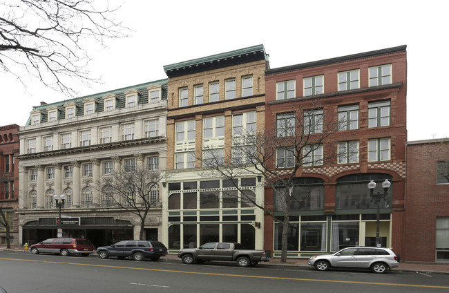 284 Essex St in Lawrence, MA - Foto de edificio - Building Photo