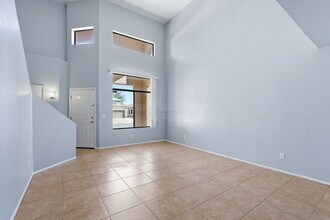 10008 E Paseo San Ardo in Tucson, AZ - Building Photo - Building Photo
