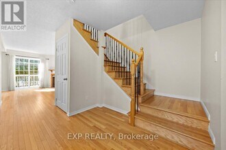 1678 Boisbriand Crescent in Ottawa, ON - Building Photo - Building Photo
