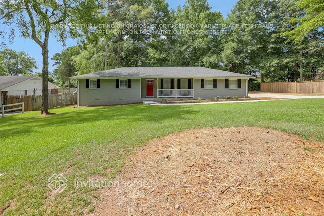 property at 1589 Mary Lou Ln SE