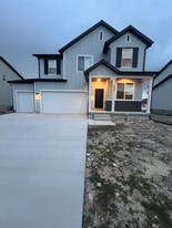 404 W 630 N in Tooele, UT - Building Photo