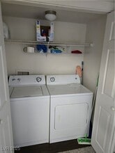 5166 S Jones Blvd, Unit 202 in Las Vegas, NV - Building Photo - Building Photo