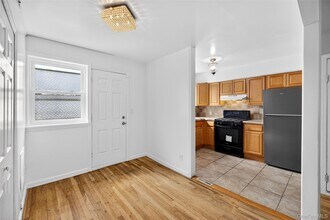 2112 Lacombe Ave in Bronx, NY - Building Photo - Building Photo