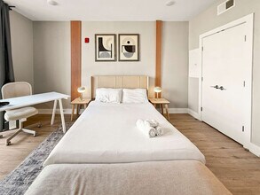 626 N Delaware Ave in Philadelphia, PA - Foto de edificio - Building Photo