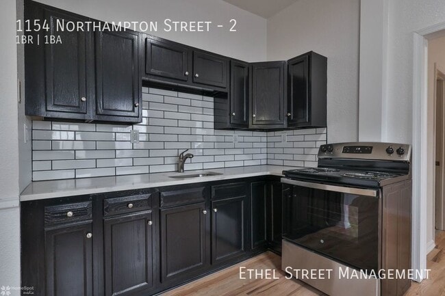 property at 1154 Northampton St