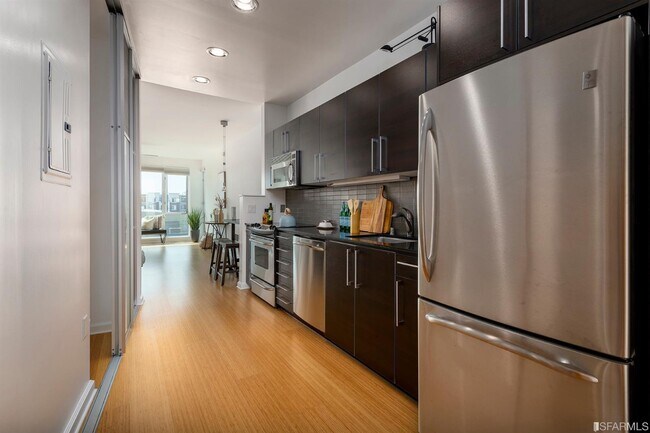 200 2nd St-Unit -206 in Oakland, CA - Building Photo - Building Photo