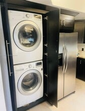 17455 NW 75th Pl in Hialeah, FL - Building Photo - Building Photo