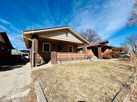 2185 S Washington St in Denver, CO - Building Photo