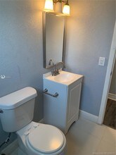 5990 NE 4th Ct-Unit -2 in Miami, FL - Building Photo - Building Photo