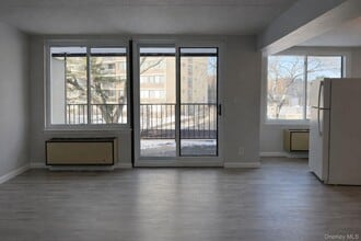 209-33 26th Ave in Queens, NY - Building Photo - Building Photo