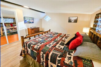 425 Hemlock Ln in Sevierville, TN - Foto de edificio - Building Photo