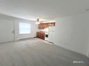 14 Sniffen St in Norwalk, CT - Building Photo - Building Photo