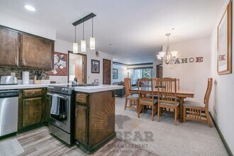 333 Ski Way in Incline Village, NV - Building Photo - Building Photo
