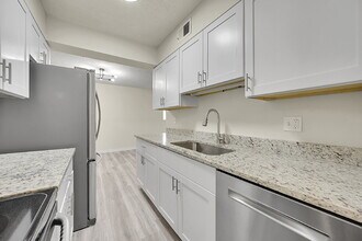 209 E Highline Cir in Centennial, CO - Building Photo - Building Photo