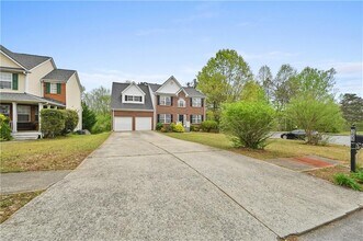 3825 Tristan Way in Suwanee, GA - Building Photo - Building Photo
