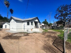 8868 Troy St in Spring Valley, CA - Building Photo - Building Photo