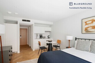 12 Commonwealth Ave in Boston, MA - Building Photo - Building Photo
