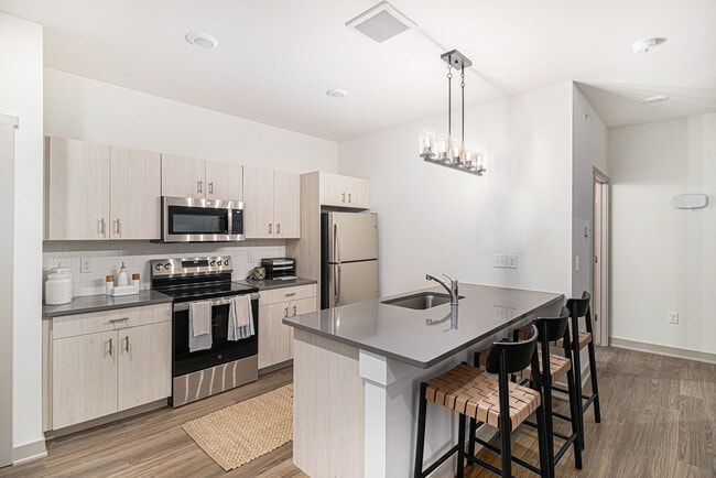 The Block at Petoskey in Petoskey, MI - Foto de edificio - Building Photo